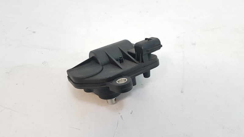 RM-EV-replacement-motor-for-ev-exhaust-valves-(2).jpg