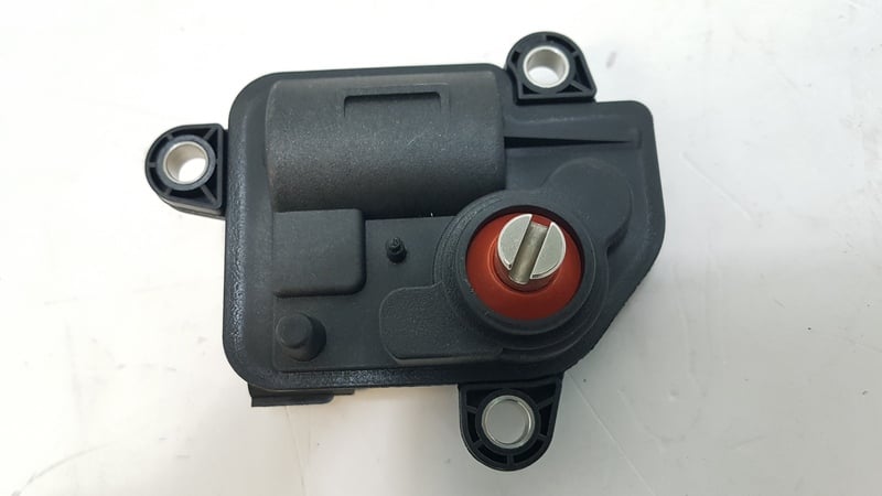 RM-EV-replacement-motor-for-ev-exhaust-valves-(5).jpg